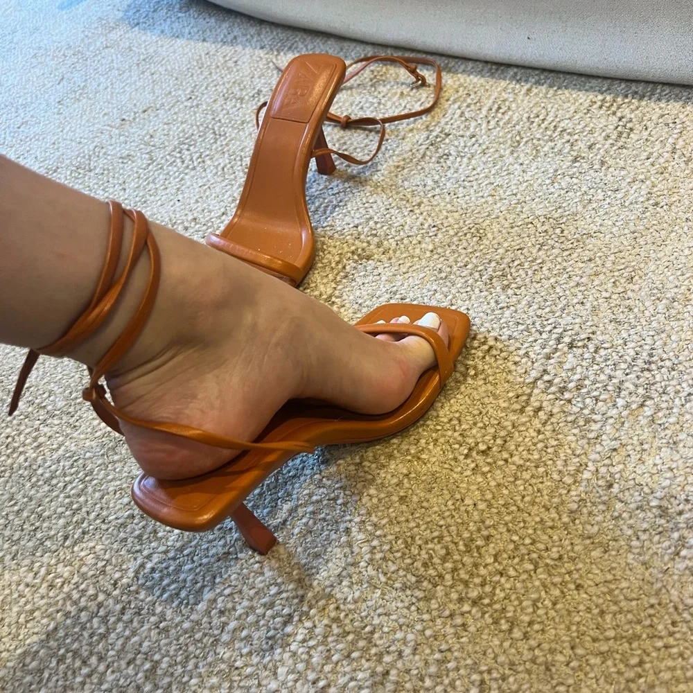 Zara Heels - Picture 4 of 5